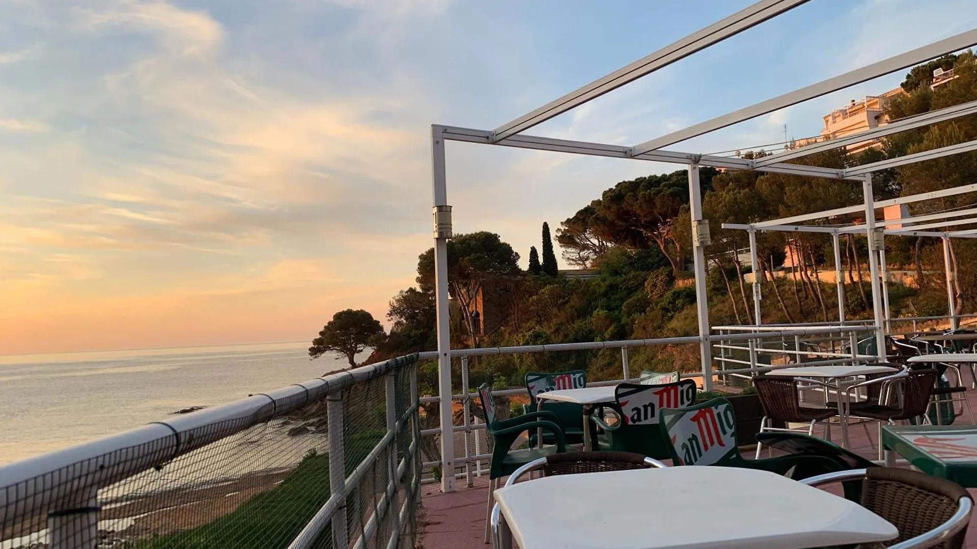 Apartment Penthouse - Balcony - Private Beach - Private Pool Tossa de Mar